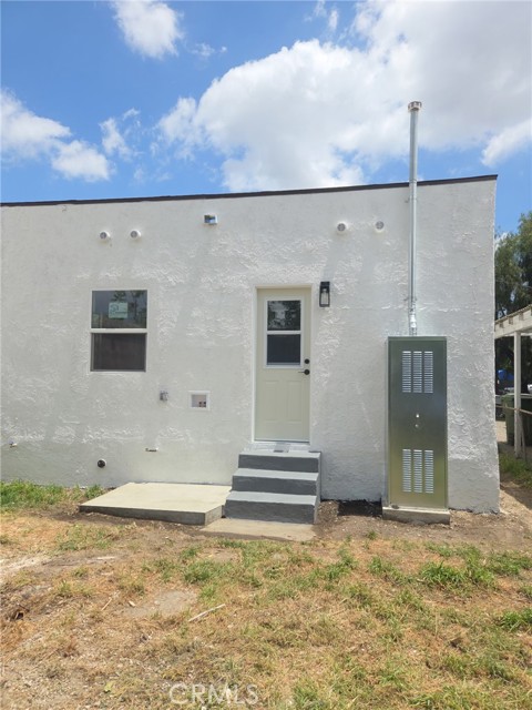 Detail Gallery Image 8 of 8 For 9613 Wilmington Ave, Los Angeles,  CA 90002 - 2 Beds | 1 Baths