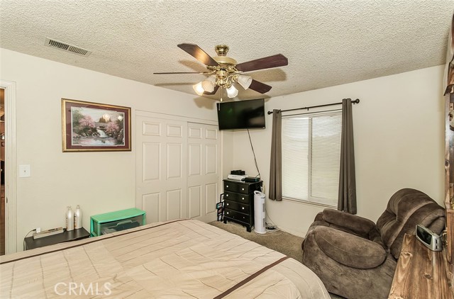 Detail Gallery Image 16 of 28 For 3683 N Ezie Ave, Fresno,  CA 93727 - 3 Beds | 1 Baths