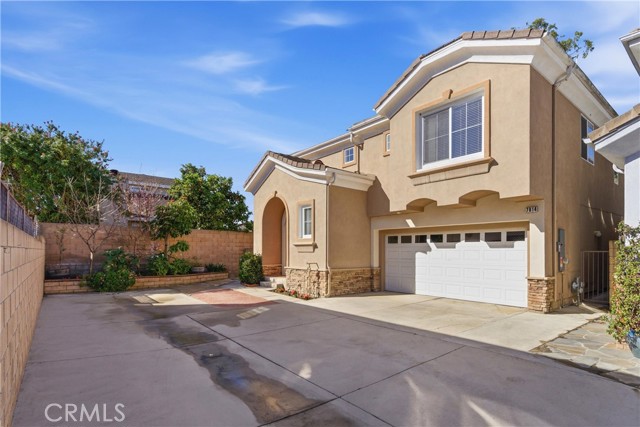 Detail Gallery Image 2 of 38 For 7814 Orchid, Huntington Beach,  CA 92648 - 4 Beds | 2/1 Baths