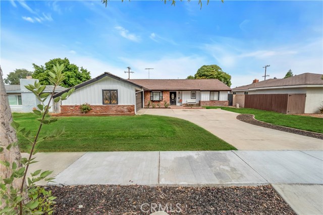 227 W Rancho Rd, Corona, CA 92882