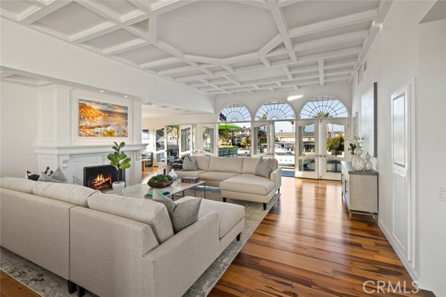 Detail Gallery Image 40 of 68 For 218 Evening Star Ln, Newport Beach,  CA 92660 - 5 Beds | 3/1 Baths