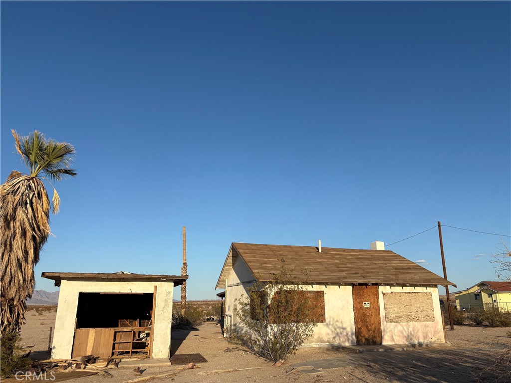 4723 Pinto Mountain Road
