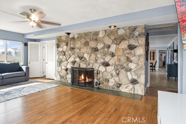 Detail Gallery Image 2 of 43 For 1304 Deauville Ct, San Bernardino,  CA 92404 - 4 Beds | 3 Baths