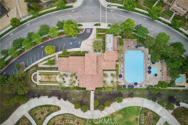 28519 Pietro Drive, Valencia CA: https://media.crmls.org/medias/0d3ccc71-7588-4448-bf11-ae928a6ed82a.jpg