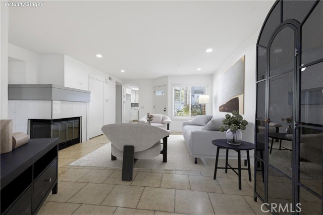 Detail Gallery Image 4 of 46 For 26871 Sapphire, Mission Viejo,  CA 92691 - 2 Beds | 2 Baths