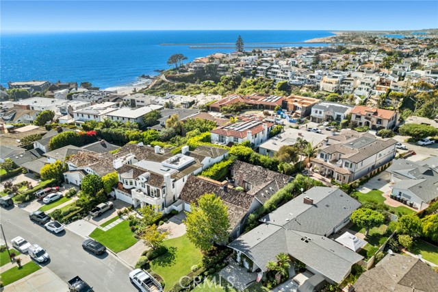 Detail Gallery Image 30 of 37 For 235 Driftwood Rd, Corona Del Mar,  CA 92625 - 4 Beds | 4/1 Baths