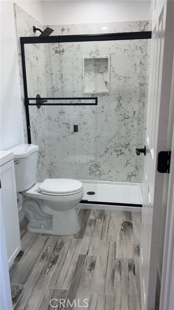 Detail Gallery Image 8 of 17 For 2165 Ceres Ave, Chico,  CA 95926 - 2 Beds | 2 Baths