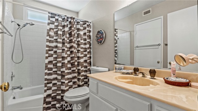Detail Gallery Image 25 of 33 For 10847 Spyglass Dr, Rancho Cucamonga,  CA 91730 - 4 Beds | 3 Baths