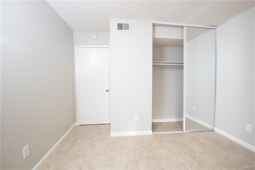 Detail Gallery Image 8 of 8 For 1101 W Macarthur Bld #222,  Santa Ana,  CA 92707 - 2 Beds | 1 Baths
