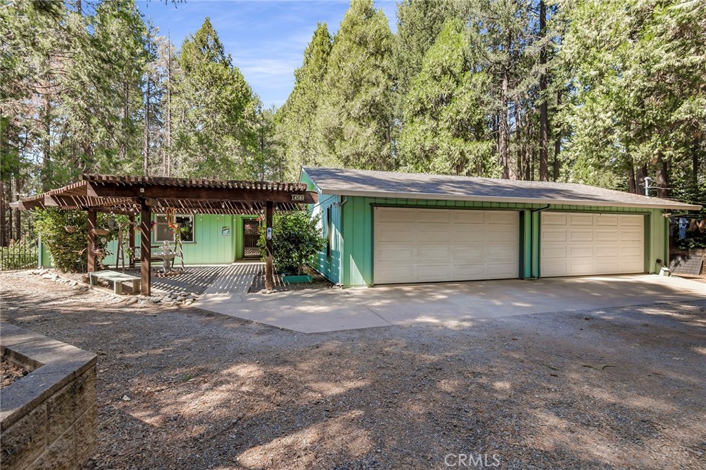 14589 Skyway, Magalia, CA 95954