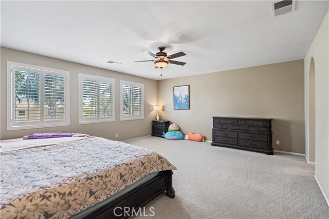 Image 17 of 40 For 13707 Woodside Street