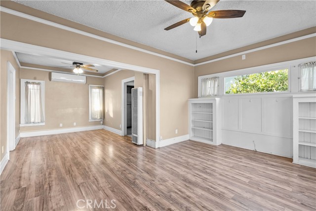 Detail Gallery Image 9 of 47 For 4473 Main, Riverside,  CA 92501 - 3 Beds | 1/1 Baths