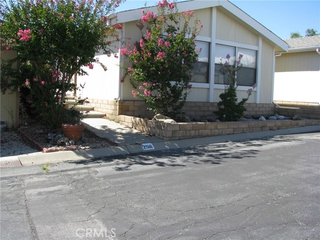 Detail Gallery Image 1 of 1 For 3800 W.Wilson Street Spc 256, Banning,  CA 92220 - 2 Beds | 2 Baths