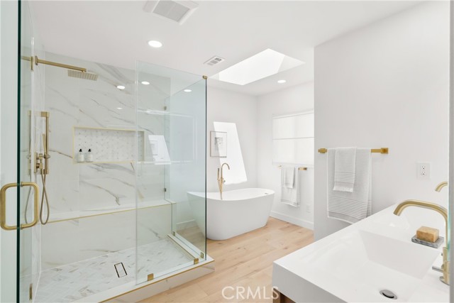 Detail Gallery Image 3 of 59 For 786 Carhart Ave, Fullerton,  CA 92833 - 5 Beds | 4 Baths