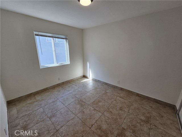 Detail Gallery Image 4 of 7 For 10037 Samoa Ave #6,  Tujunga,  CA 91042 - 1 Beds | 1 Baths