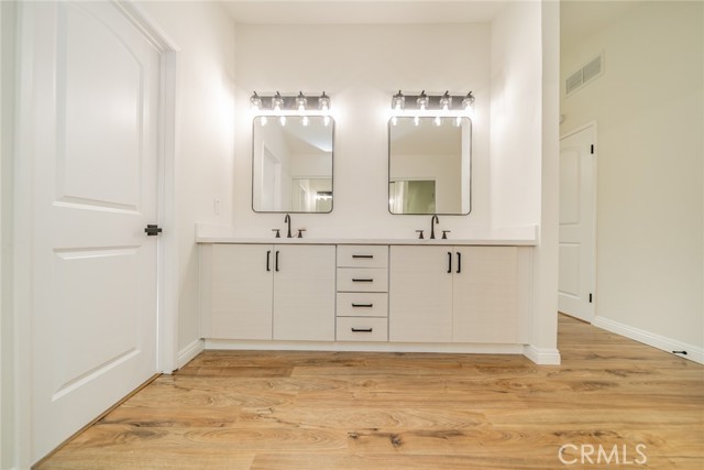 Detail Gallery Image 32 of 65 For 3 Wild West Cir, Phillips Ranch,  CA 91766 - 3 Beds | 3 Baths