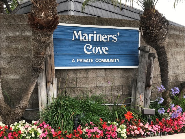 8482 Mariners Cove Dr, Huntington Beach, CA 92646