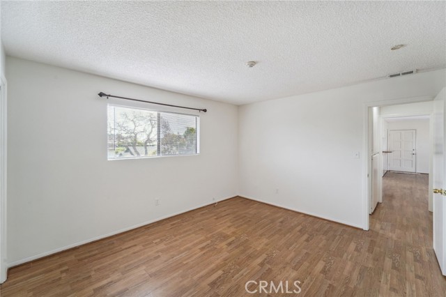 Large bedroom #2
