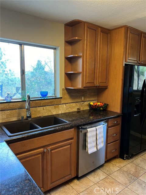 Detail Gallery Image 31 of 49 For 20250 Eastview Dr #7,  Tuolumne,  CA 95379 - 3 Beds | 2 Baths