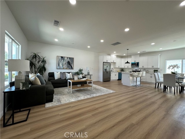 Detail Gallery Image 7 of 10 For 8249 Red Hill Country Club Drive, Rancho Cucamonga,  CA 91730 - 3 Beds | 2 Baths