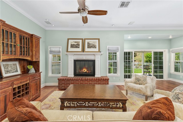 Detail Gallery Image 9 of 53 For 36475 Avenida La Cresta, Murrieta,  CA 92562 - 9 Beds | 7/1 Baths