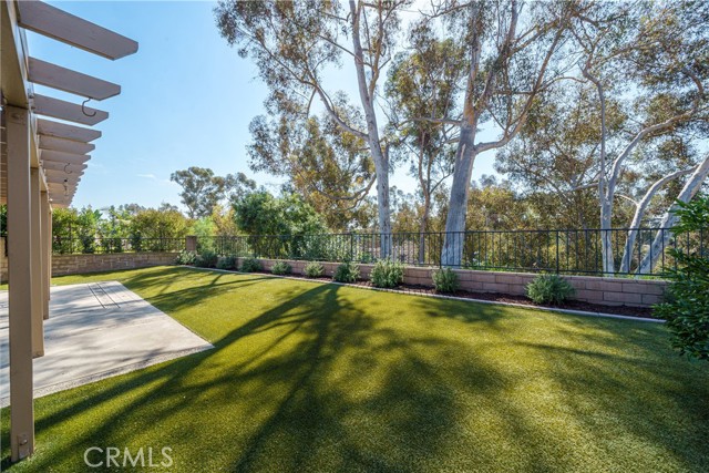 Detail Gallery Image 3 of 26 For 26562 via Noveno, Mission Viejo,  CA 92691 - 4 Beds | 2 Baths