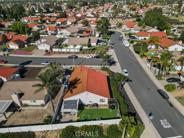 39769 Firethorn Ct, Murrieta, CA 92563 photo 5