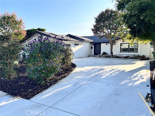 8541 Belmar Avenue, Northridge CA: https://media.crmls.org/medias/0d4309a5-c380-4282-99a2-a25af48aed36.jpg