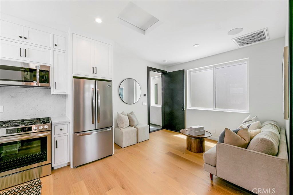MLS #OC26155960 image #25