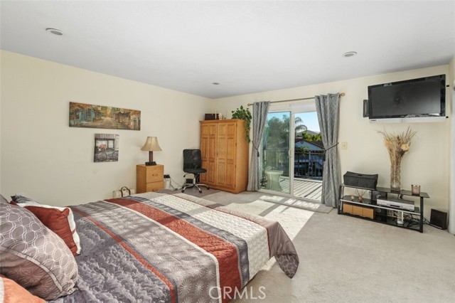 Detail Gallery Image 19 of 38 For 30249 Point Marina Dr, Canyon Lake,  CA 92587 - 3 Beds | 2/1 Baths