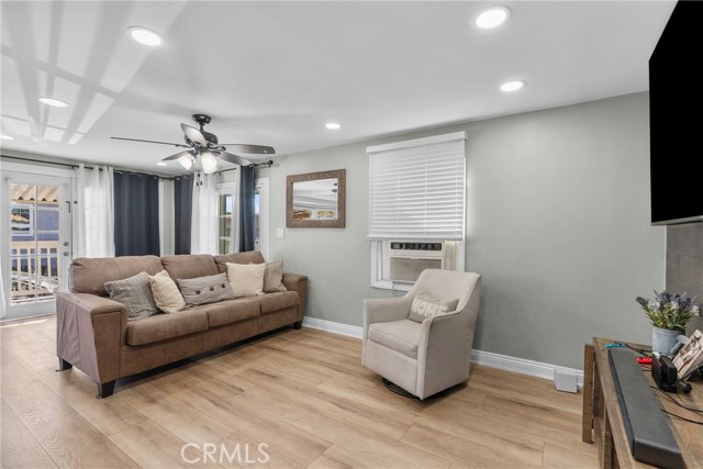 12401 filmore, Sylmar CA: https://media.crmls.org/medias/0d4412b5-92d2-46b7-bb30-793c2643f9ae.jpg