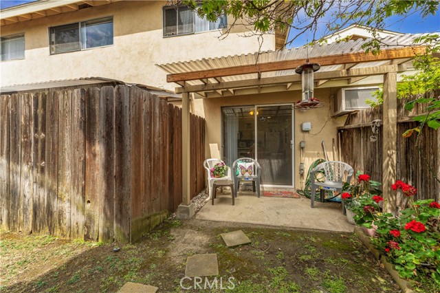 7340 Corsican Drive, Huntington Beach CA: https://media.crmls.org/medias/0d4455cd-17bf-4f01-bf53-4ac16c16381f.jpg