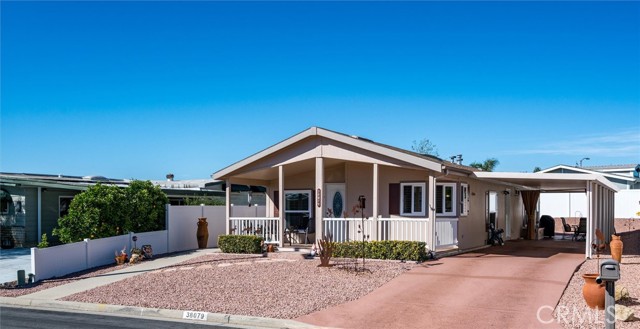 Detail Gallery Image 3 of 56 For 38079 Calle De Amor, Murrieta,  CA 92563 - 3 Beds | 2 Baths