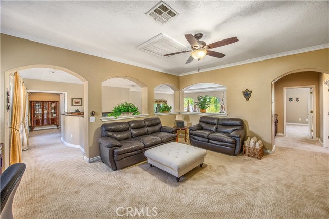 Detail Gallery Image 40 of 65 For 652 Fairway Dr, Redlands,  CA 92373 - 5 Beds | 4/1 Baths