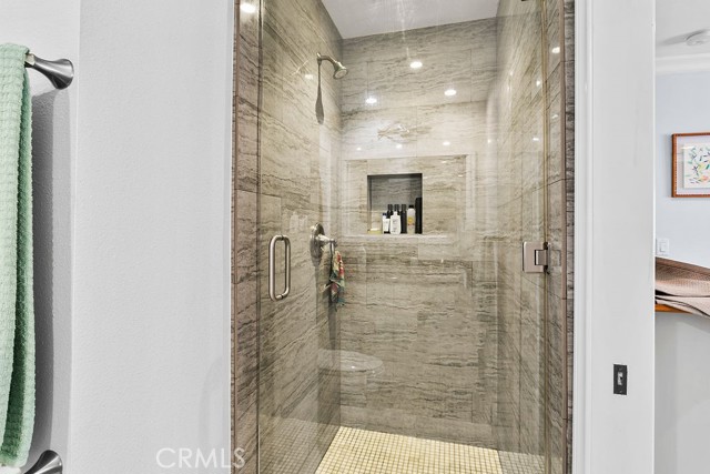 300 Bucknell Road, Costa Mesa CA: https://media.crmls.org/medias/0d4504c9-29ba-46cd-b4e9-2f9380213e04.jpg