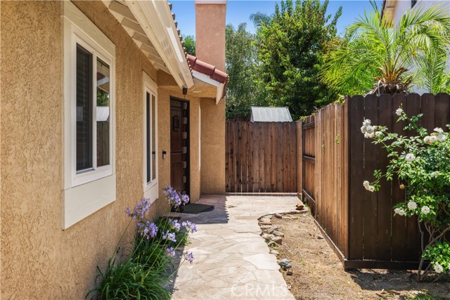 Detail Gallery Image 3 of 23 For 26816 Cold Springs St, Calabasas,  CA 91301 - 3 Beds | 3 Baths