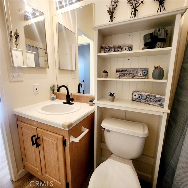 Detail Gallery Image 20 of 36 For 22241 Nisqually Rd #18,  Apple Valley,  CA 92308 - 3 Beds | 2 Baths