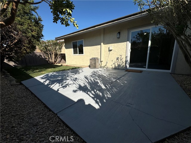 Detail Gallery Image 19 of 24 For 25561 Alicante Dr, Valencia,  CA 91355 - 3 Beds | 2 Baths