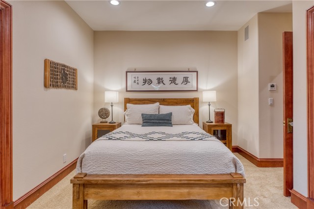 27465 Meadow Bay Drive, Lake Arrowhead, CA 92352