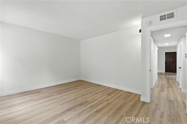Detail Gallery Image 8 of 19 For 803 Tamayo Dr #1,  Chula Vista,  CA 91910 - 2 Beds | 2 Baths