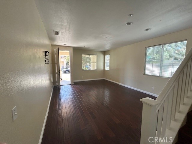 Detail Gallery Image 8 of 46 For 1911 Cefalu Ct, Riverside,  CA 92507 - 5 Beds | 2/1 Baths