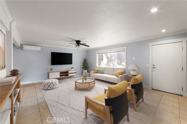Detail Gallery Image 1 of 37 For 479 E 1st, Tustin,  CA 92780 - 2 Beds | 1/1 Baths