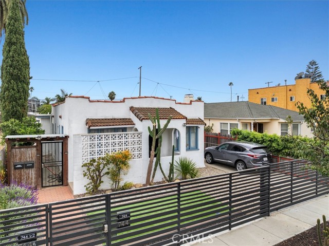 744 Flower Avenue photo 29