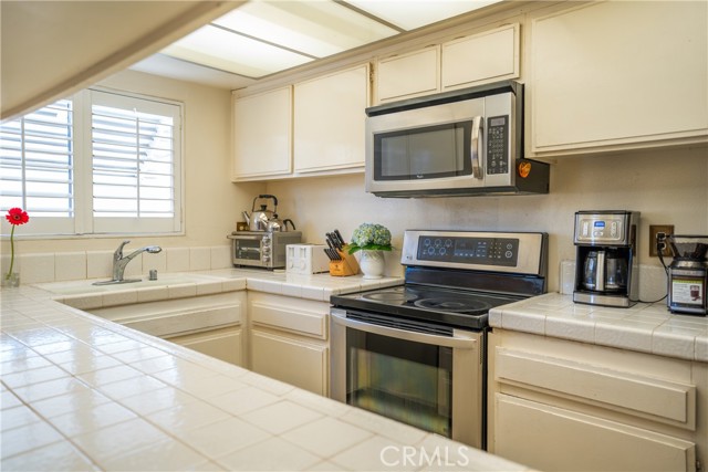 Detail Gallery Image 14 of 29 For 4505 California Ave #210,  Long Beach,  CA 90807 - 2 Beds | 2 Baths