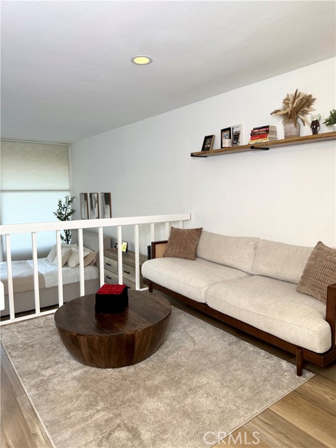 Detail Gallery Image 11 of 13 For 9116 Marina Pacifica Dr, Long Beach,  CA 90803 - 0 Beds | 1 Baths
