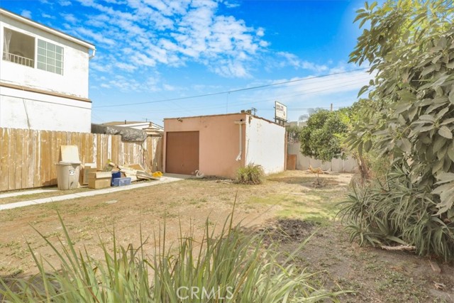 914 W 71st Street, Los Angeles CA: https://media.crmls.org/medias/0d4a8fc5-30a9-4813-be22-ce554d11fade.jpg