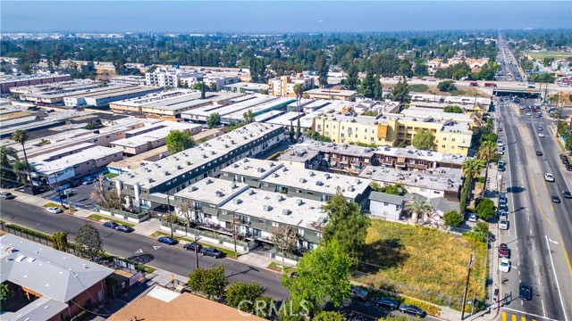 Detail Gallery Image 21 of 22 For 9047 Langdon Ave #6,  North Hills,  CA 91343 - 2 Beds | 2 Baths