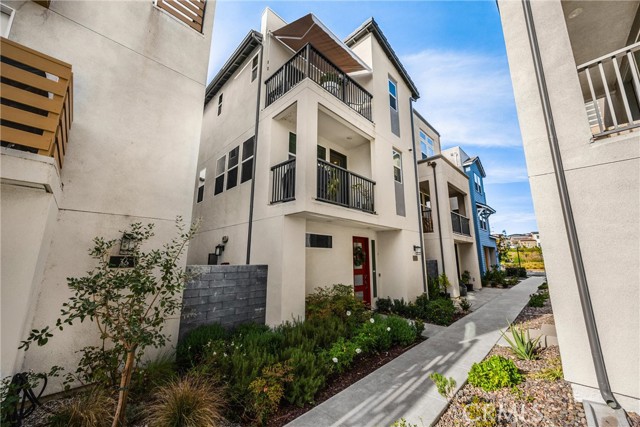 Front Image Thumbnail for CROC26058878