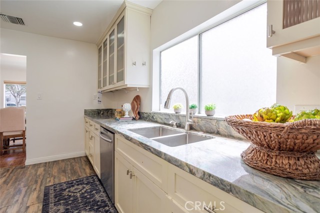 Detail Gallery Image 12 of 33 For 344 S Avenue 57, Los Angeles,  CA 90042 - 3 Beds | 2 Baths