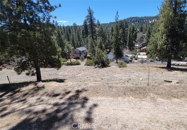 Detail Gallery Image 3 of 4 For 39243 Crest Ln, Big Bear Lake,  CA 92315 - – Beds | – Baths